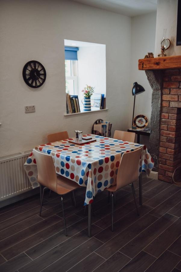 Lizzie'S Cottage Drumaroad Bagian luar foto